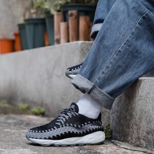 NEW Nike Air Footscape Woven Sneakers Black Grey Women’s Size 6 Streetwear